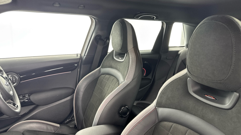 MINI Hatchback 1.5 Cooper Sport 5dr Petrol Hatchback